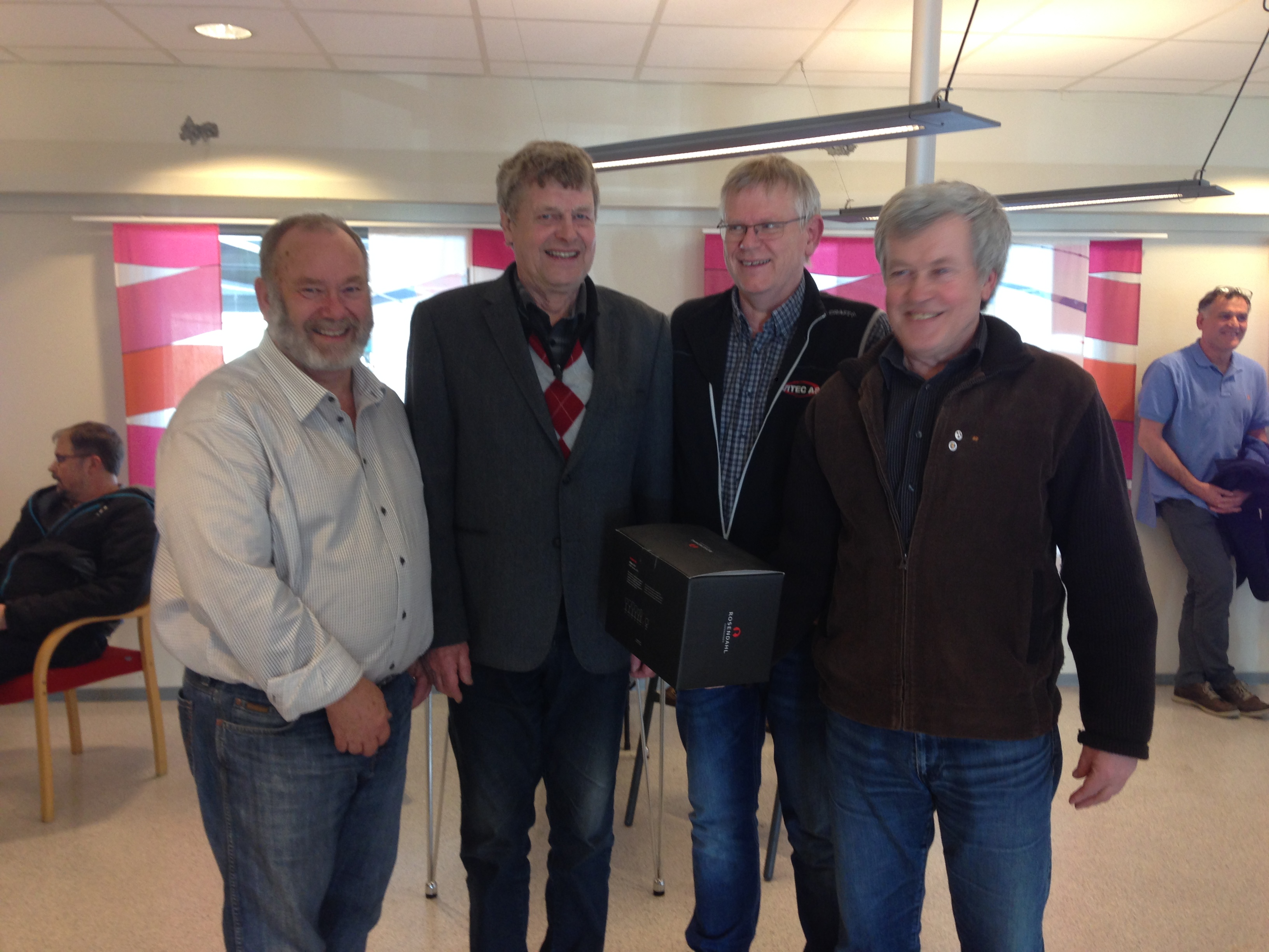 Vinnerlaget med fra venstre Pål Dahl, Ivar Grønnesby, Morten Roel og Arnfinn Monsen